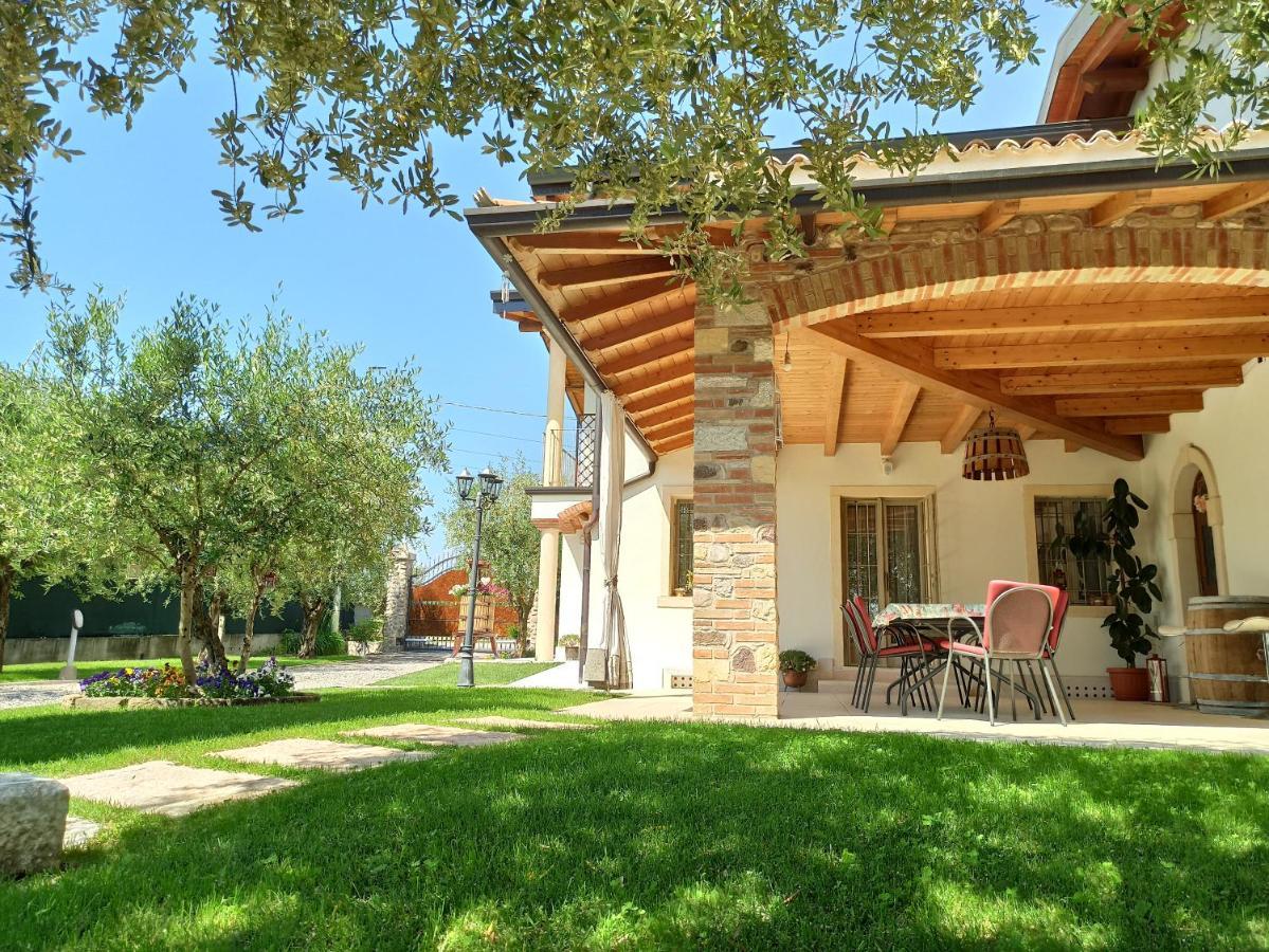 Le Zampolle B & B Cola  Exterior photo